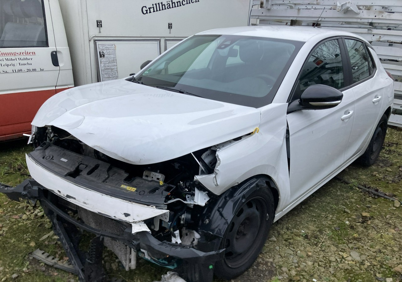 Opel Corsa F Opel Corsa F 1.5-102KM Klima Navi 2021 - Хечбек: слика 4 Opel Corsa F Opel Corsa F 1.5-102KM Klima Navi 2021 - Хечбек: слика 4