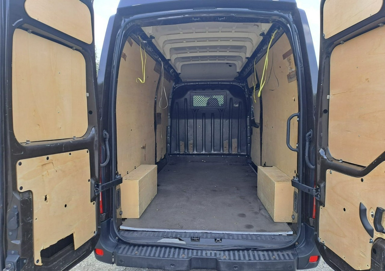 Opel Movano Opel Movano Max Długi Max Wysoki Klima Model 2021 - Товарно комбе: слика 5 Opel Movano Opel Movano Max Długi Max Wysoki Klima Model 2021 - Товарно комбе: слика 5