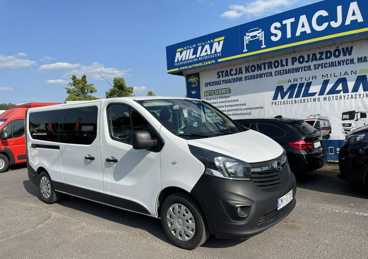 Opel Vivaro III Vivaro L2H1 LONG 1.6CDTI 121KM 2xKLIMA 9-osobowy 2019 Bezwypadkowy - Автомобил: слика 1 Opel Vivaro III Vivaro L2H1 LONG 1.6CDTI 121KM 2xKLIMA 9-osobowy 2019 Bezwypadkowy - Автомобил: слика 1