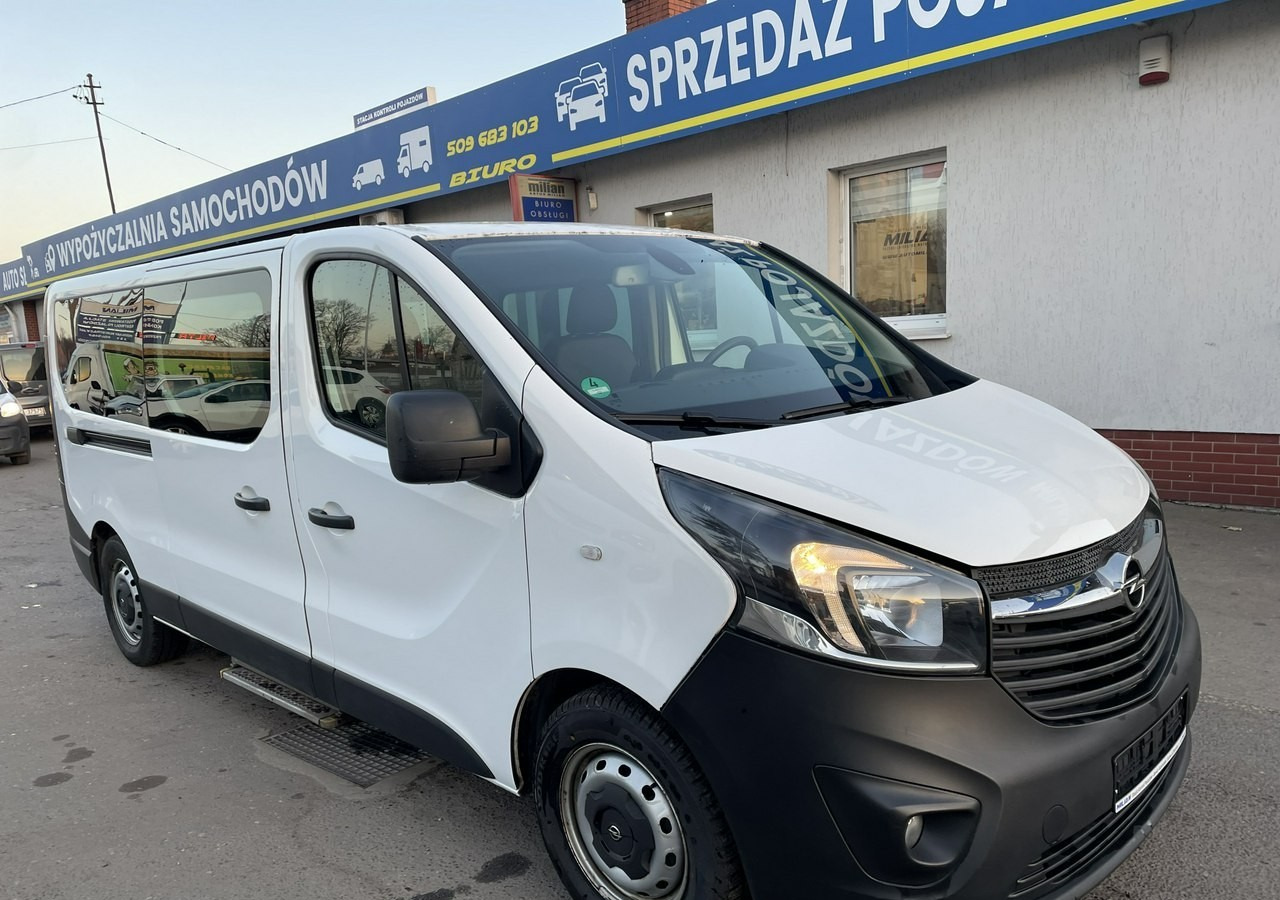 Opel Vivaro Opel Vivaro dla Niepełnosprawnych inwalida Rampa Model 2019 - Автомобил: слика 5 Opel Vivaro Opel Vivaro dla Niepełnosprawnych inwalida Rampa Model 2019 - Автомобил: слика 5