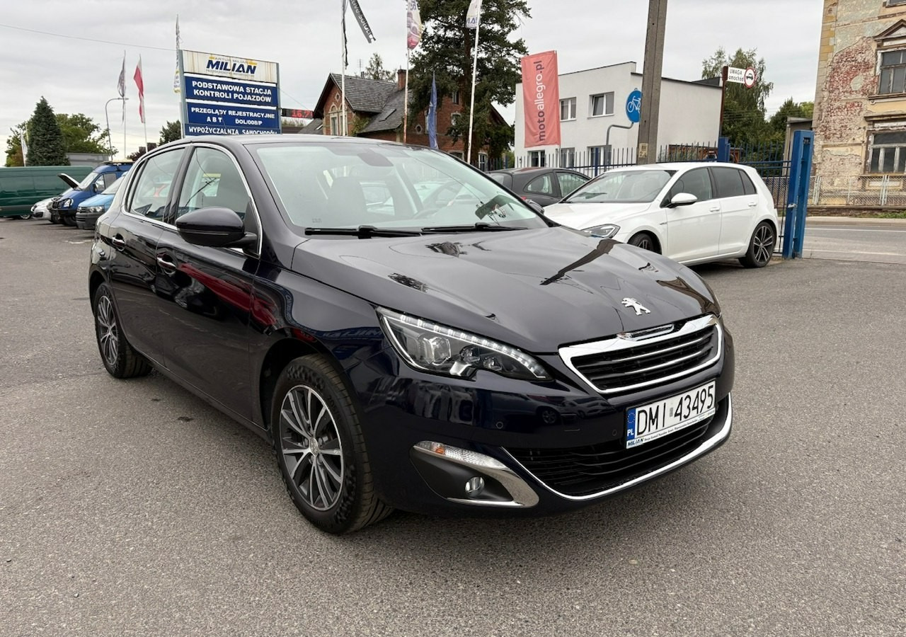Peugeot 308 II Peugeot 308 HB 1.6HDI 85tkm FullLed Navi Klima 2016 - Хечбек: слика 2 Peugeot 308 II Peugeot 308 HB 1.6HDI 85tkm FullLed Navi Klima 2016 - Хечбек: слика 2