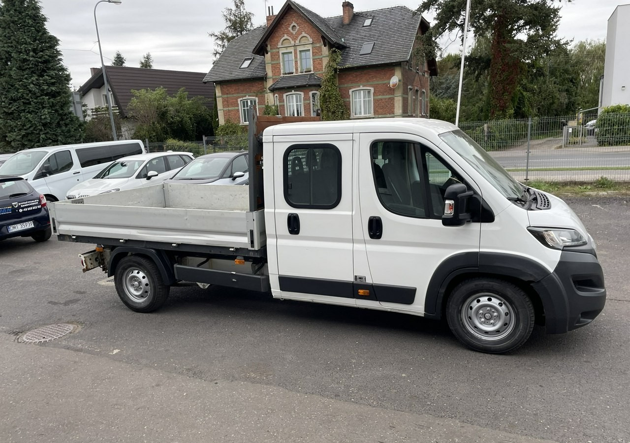 Peugeot Boxer Peugeot Boxer 2.0-130KM klima dokka Brygadówka doka 122tkm 2018 - Комбе со отворен сандак, Комби со двојна кабина: слика 2 Peugeot Boxer Peugeot Boxer 2.0-130KM klima dokka Brygadówka doka 122tkm 2018 - Комбе со отворен сандак, Комби со двојна кабина: слика 2
