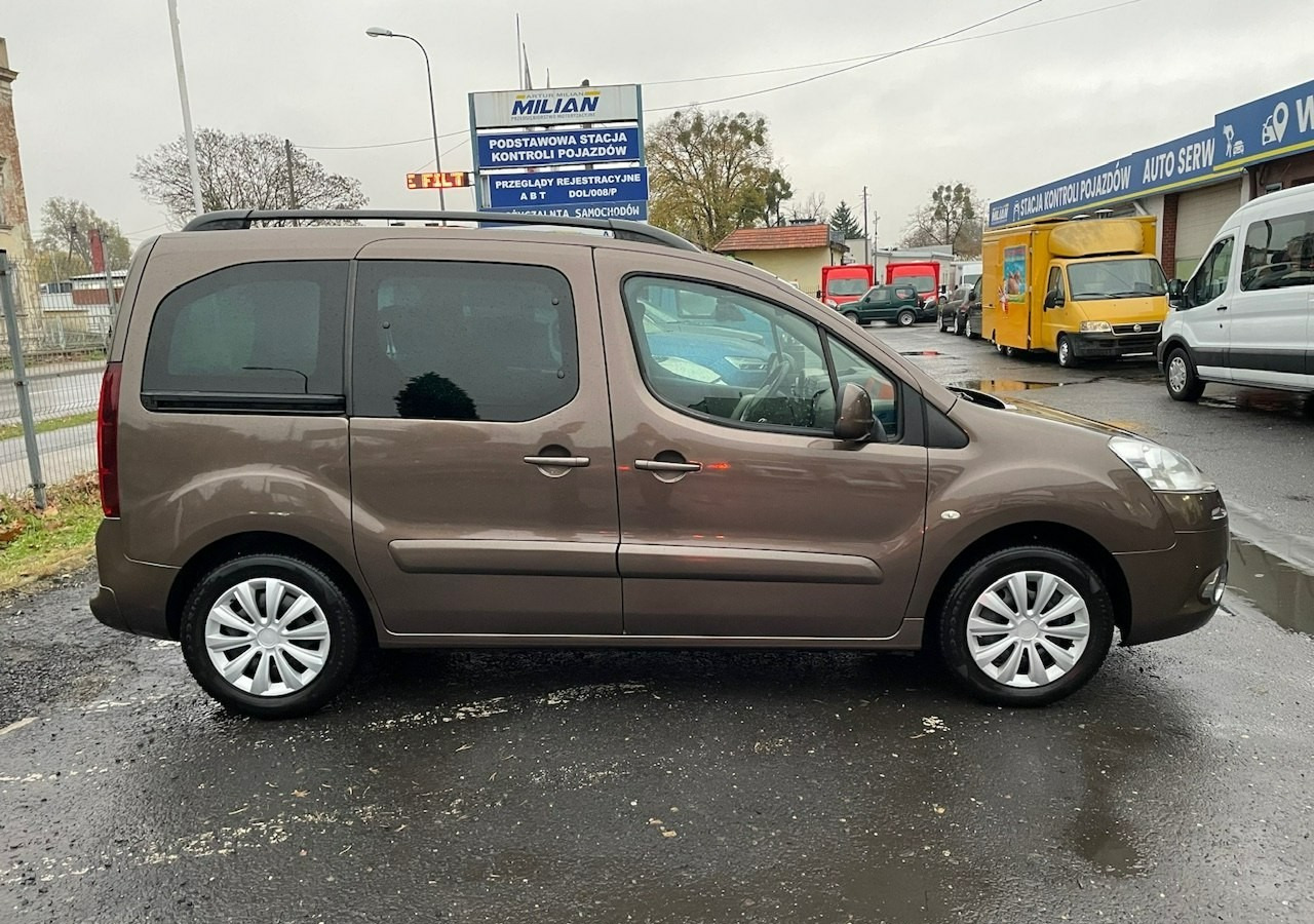 Peugeot Partner II Peugeot Partner Tepee 1.6 VTi 120KM Family Model 2013 - Караван: слика 5 Peugeot Partner II Peugeot Partner Tepee 1.6 VTi 120KM Family Model 2013 - Караван: слика 5