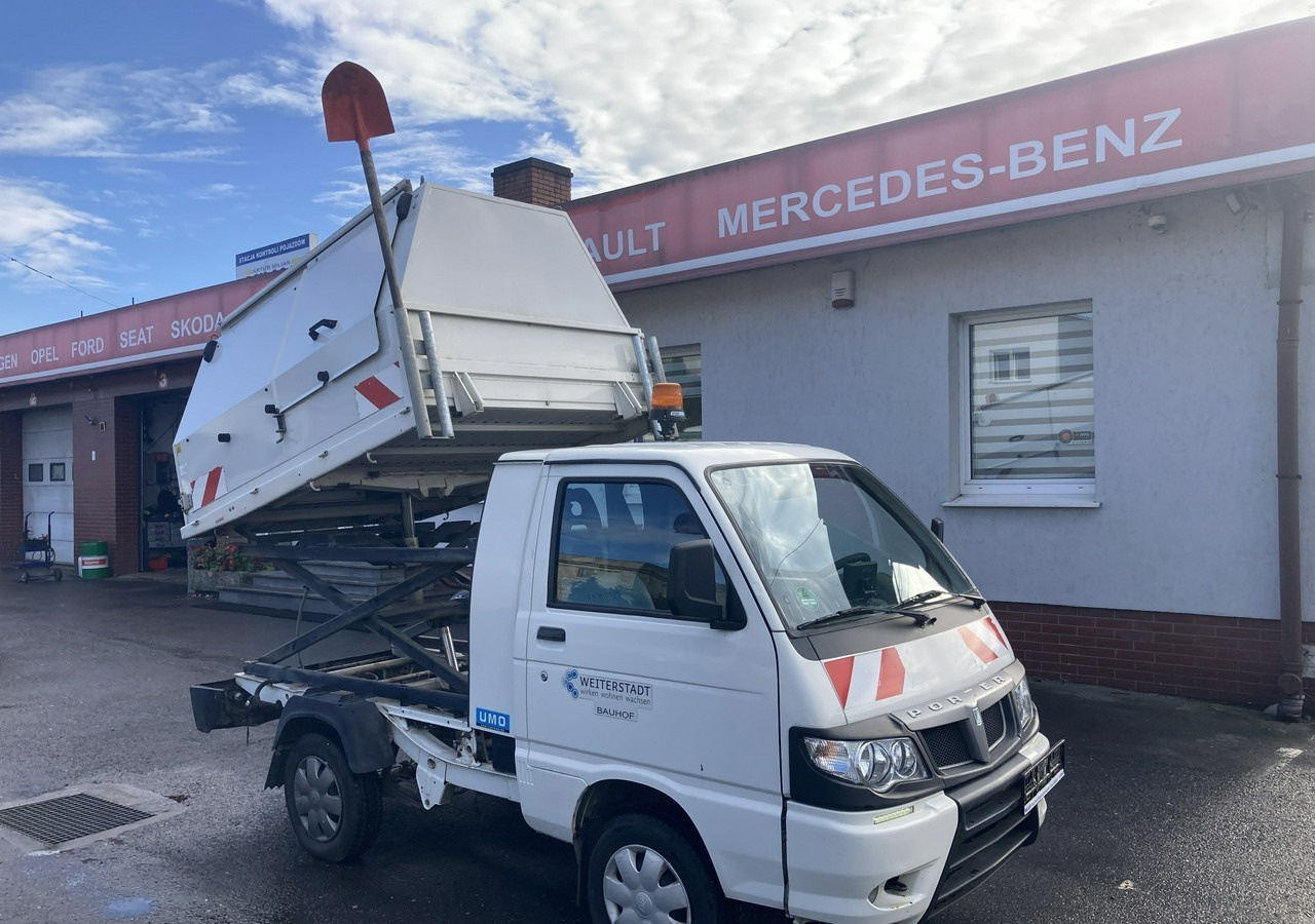 Piaggio Piaggio Porter Śmieciarka Wywrotka 2015 - Камион за ѓубре: слика 3 Piaggio Piaggio Porter Śmieciarka Wywrotka 2015 - Камион за ѓубре: слика 3