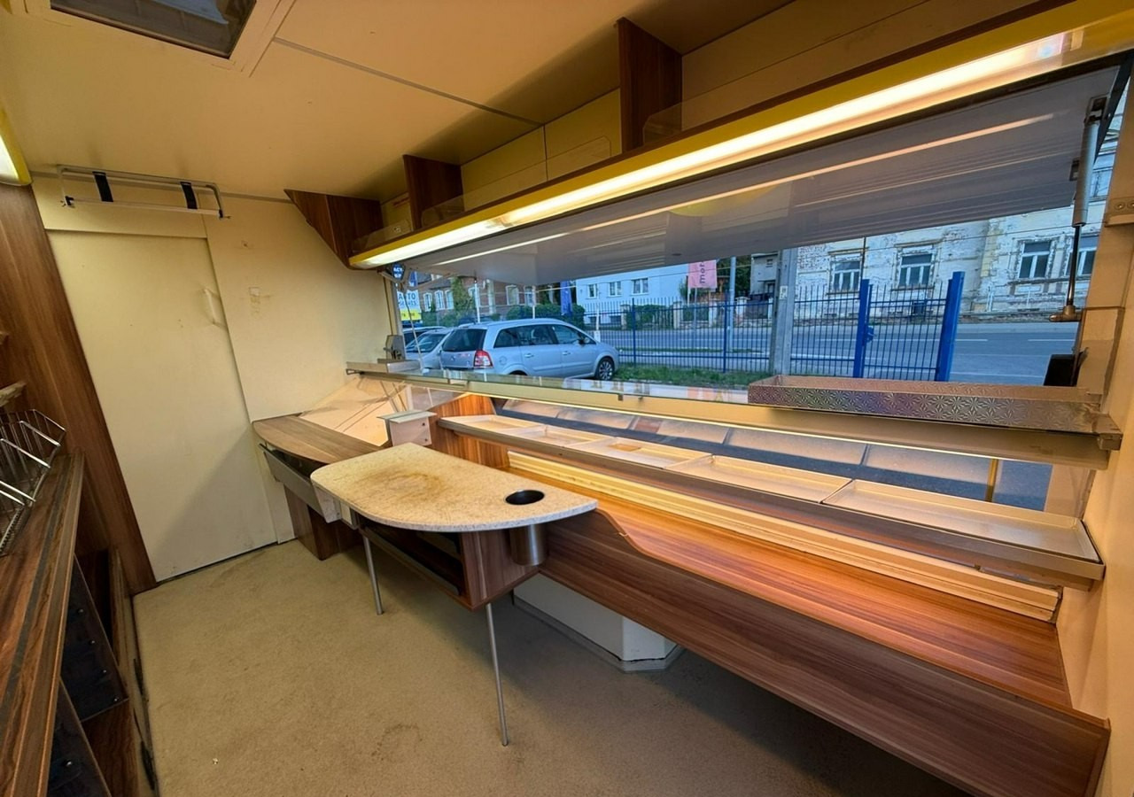 Renault Master Autosklep pieczyw Sklep Gastronomiczny Food Truck Foodtruck BORCO 20 - Камион за продажба на добра: слика 4 Renault Master Autosklep pieczyw Sklep Gastronomiczny Food Truck Foodtruck BORCO 20 - Камион за продажба на добра: слика 4
