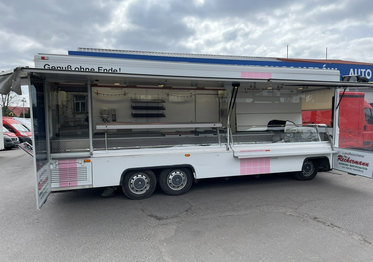 Лизинг на  Renault Master Autosklep wędlin Gastronomiczny Food Truck Foodtruck Sklep BORCO 20 Renault Master Autosklep wędlin Gastronomiczny Food Truck Foodtruck Sklep BORCO 20: слика 9