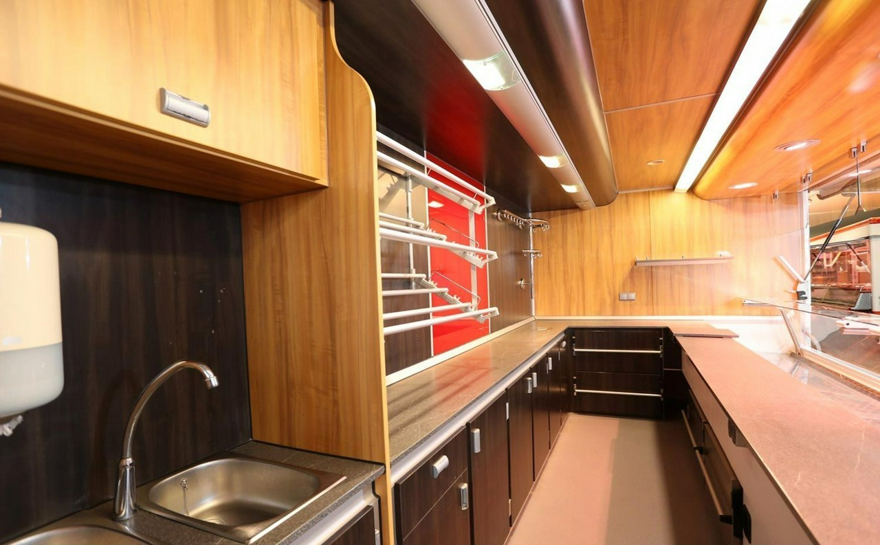 Renault Master Autosklep wędlin Gastronomiczny Food Truck Foodtruck sklep Borco 201 - Камион за продажба на добра: слика 2 Renault Master Autosklep wędlin Gastronomiczny Food Truck Foodtruck sklep Borco 201 - Камион за продажба на добра: слика 2