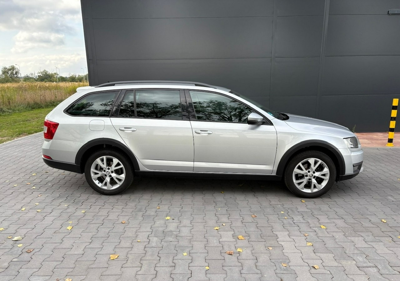 Skoda Octavia III Skoda Octavia 4X4 Scout 2.0 TDI -150KM Model 2017 Bezwypadkowa FV 23 - Автомобил: слика 3 Skoda Octavia III Skoda Octavia 4X4 Scout 2.0 TDI -150KM Model 2017 Bezwypadkowa FV 23 - Автомобил: слика 3
