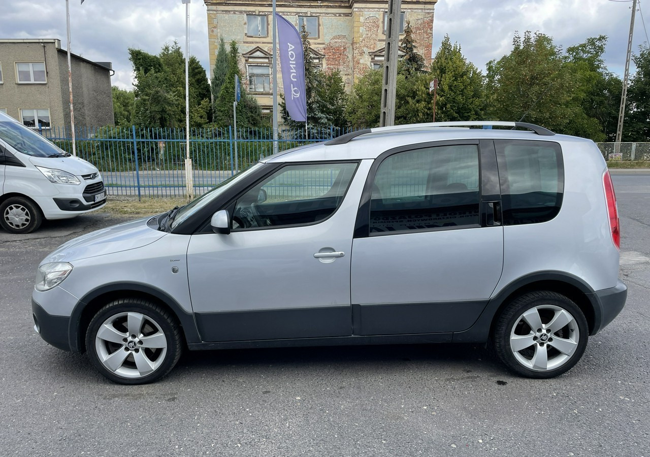 Автомобил Skoda Roomster I Roomster Scout 1.6-16V Klima 2012: слика 8
