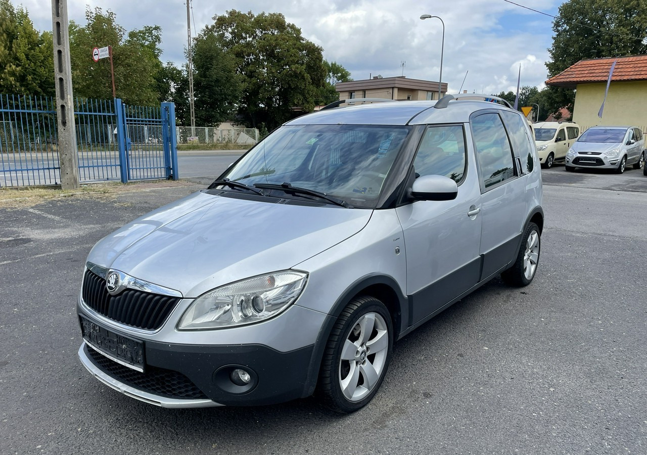 Skoda Roomster I Roomster Scout 1.6-16V Klima 2012 - Автомобил: слика 1 Skoda Roomster I Roomster Scout 1.6-16V Klima 2012 - Автомобил: слика 1