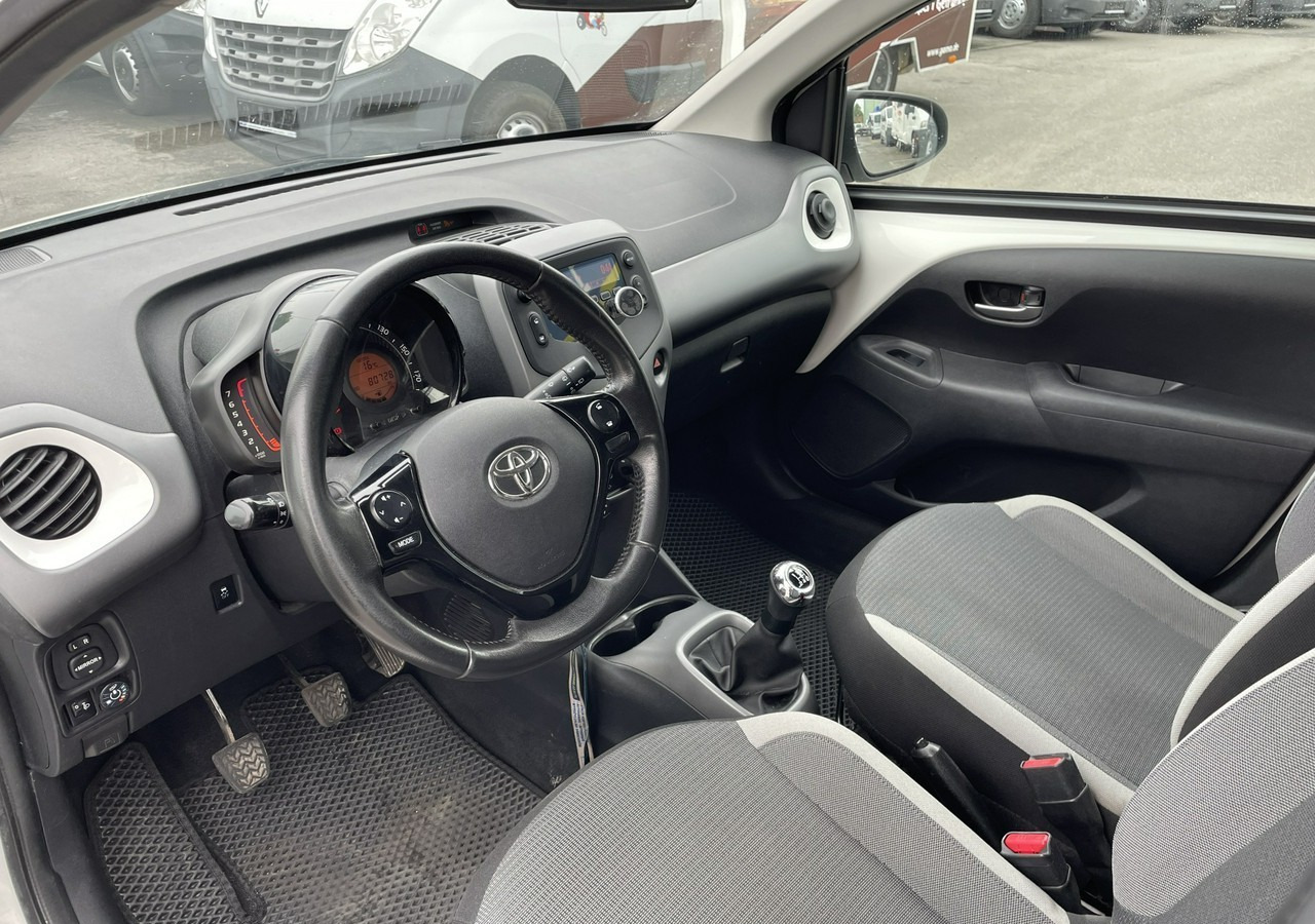 Toyota Aygo II Toyota Aygo 1.0 VVT-i JBL Edition bezyna+LPG Salon PL 2020 - Хечбек: слика 5 Toyota Aygo II Toyota Aygo 1.0 VVT-i JBL Edition bezyna+LPG Salon PL 2020 - Хечбек: слика 5