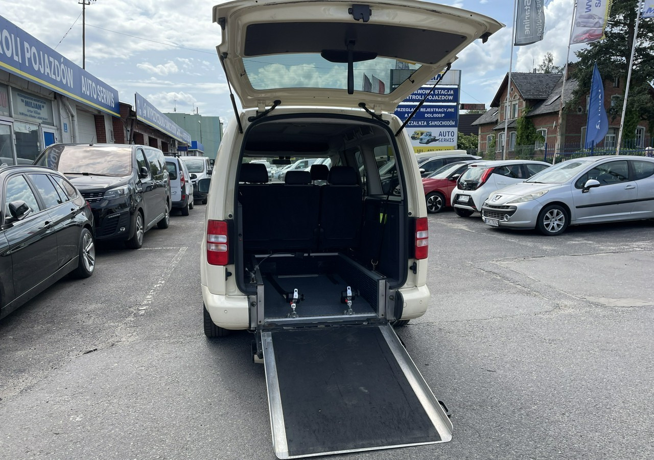 Volkswagen Caddy III Caddy 1.6 TDI dla Niepełnosprawnych inwalida rampa 2015 - Автомобил: слика 2 Volkswagen Caddy III Caddy 1.6 TDI dla Niepełnosprawnych inwalida rampa 2015 - Автомобил: слика 2