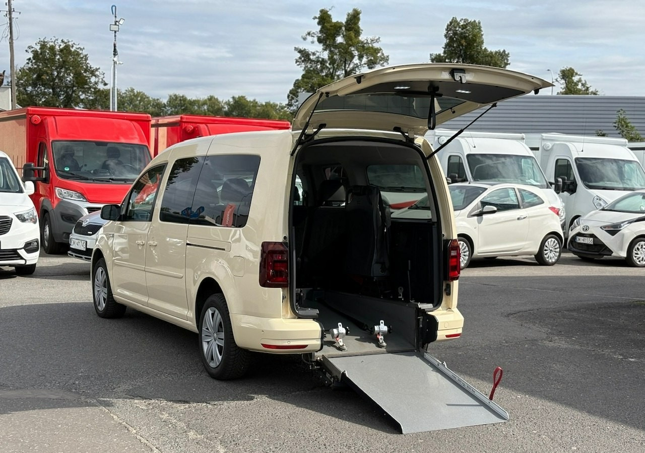 Volkswagen Caddy III Caddy 2.0-150 Niepełnosprawnych inwalida rampa Bogate wyposażeniePFR - Караван: слика 1 Volkswagen Caddy III Caddy 2.0-150 Niepełnosprawnych inwalida rampa Bogate wyposażeniePFR - Караван: слика 1