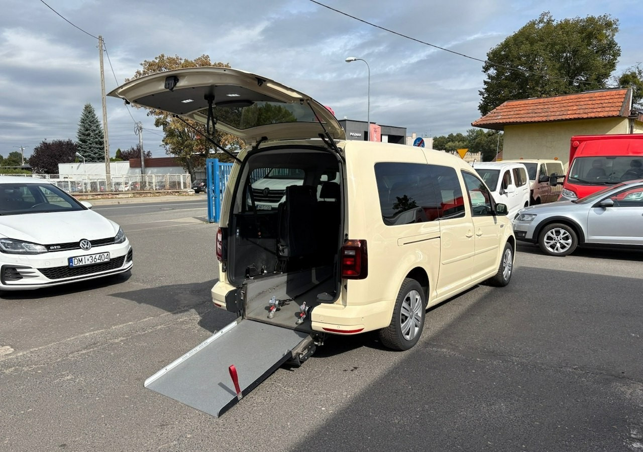 Volkswagen Caddy III Caddy 2.0-150 Niepełnosprawnych inwalida rampa Bogate wyposażeniePFR - Караван: слика 4 Volkswagen Caddy III Caddy 2.0-150 Niepełnosprawnych inwalida rampa Bogate wyposażeniePFR - Караван: слика 4