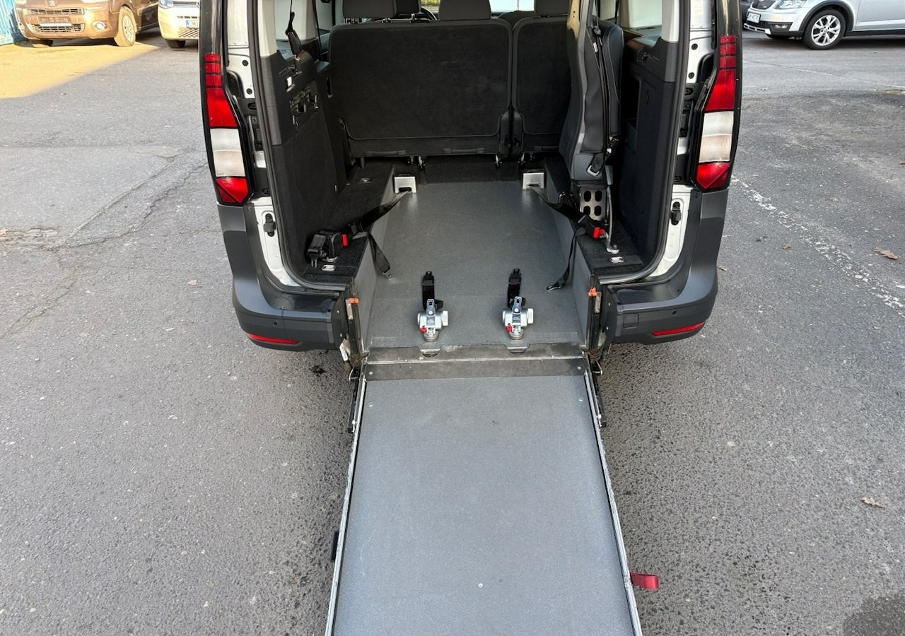 Volkswagen Caddy III Caddy 2.0TDI dla Niepełnosprawnych inwalida rampa Model 2022 PFRON - Караван: слика 3 Volkswagen Caddy III Caddy 2.0TDI dla Niepełnosprawnych inwalida rampa Model 2022 PFRON - Караван: слика 3