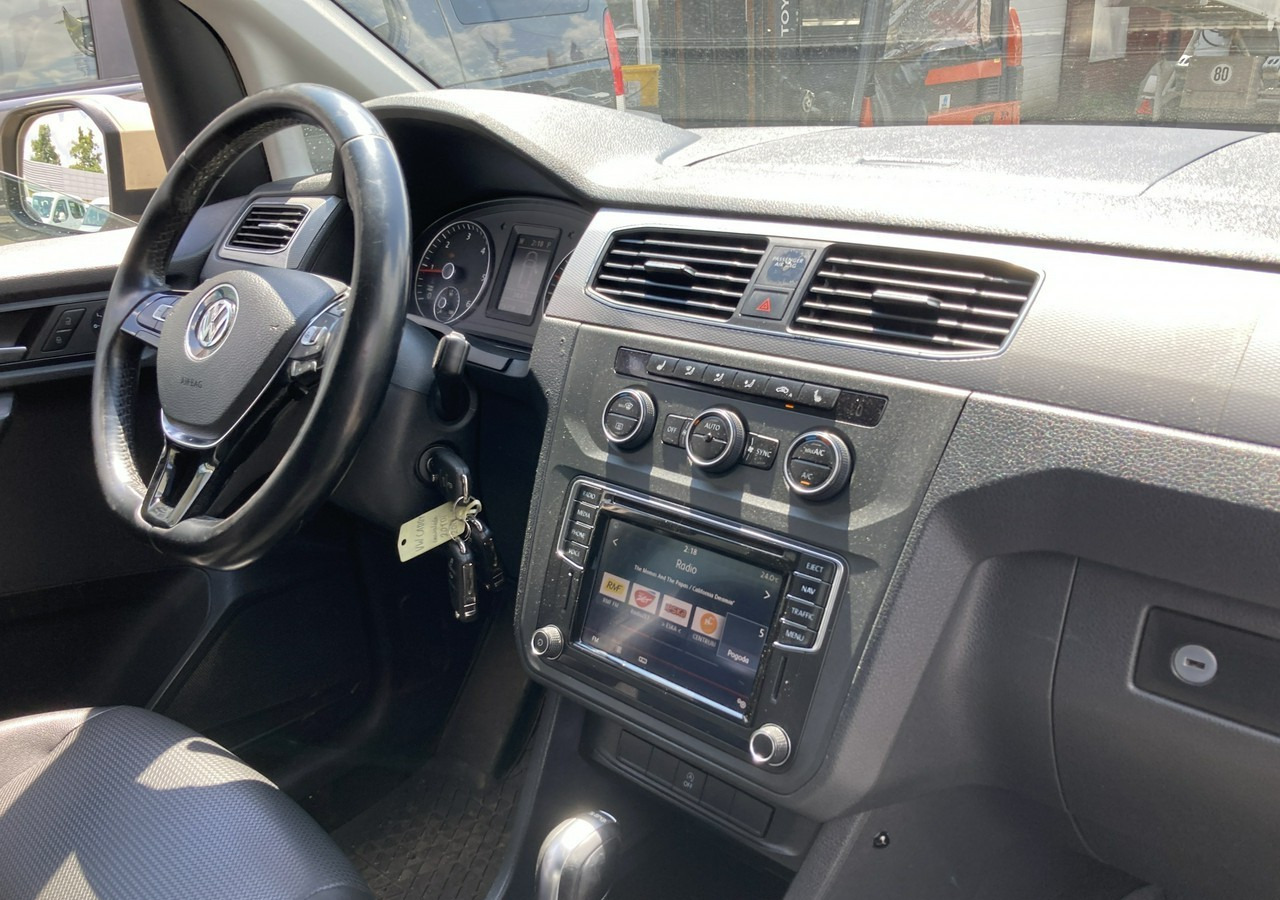 Автомобил Volkswagen Caddy III Caddy Maxi2.0 TDI dla Niepełnosprawnych inwalida SPRZEDAŻ-WYNAJM 20: слика 13