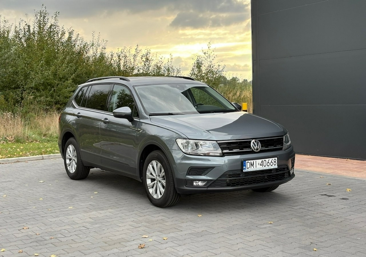 Volkswagen Tiguan II 1,4TSI 150KM 65tyśkm 7osobowy Comfort Tempomat ACC Klima Alu 2018 - SUV: слика 1 Volkswagen Tiguan II 1,4TSI 150KM 65tyśkm 7osobowy Comfort Tempomat ACC Klima Alu 2018 - SUV: слика 1
