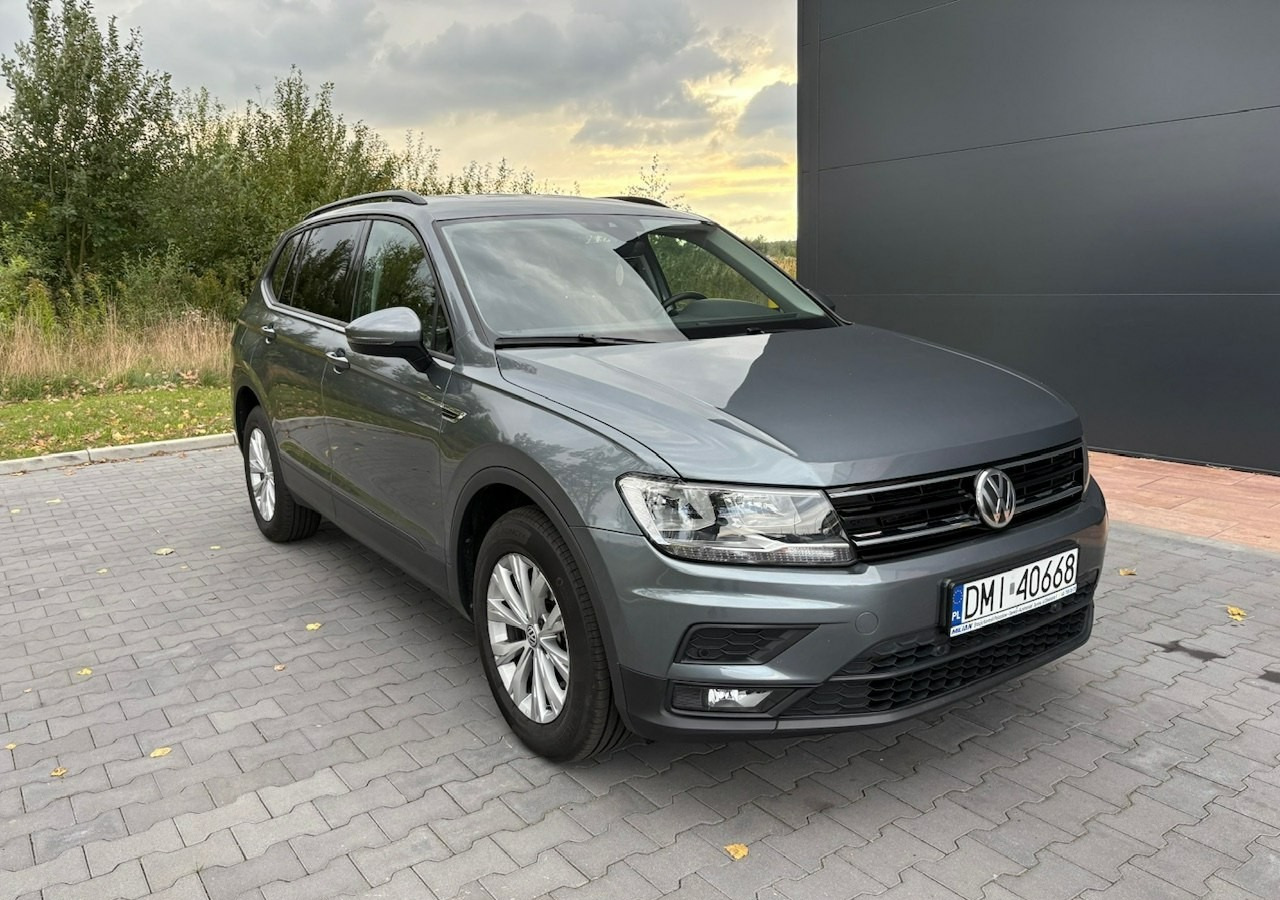Volkswagen Tiguan II 1,4TSI 150KM 65tyśkm 7osobowy Comfort Tempomat ACC Klima Alu 2018 - SUV: слика 2 Volkswagen Tiguan II 1,4TSI 150KM 65tyśkm 7osobowy Comfort Tempomat ACC Klima Alu 2018 - SUV: слика 2