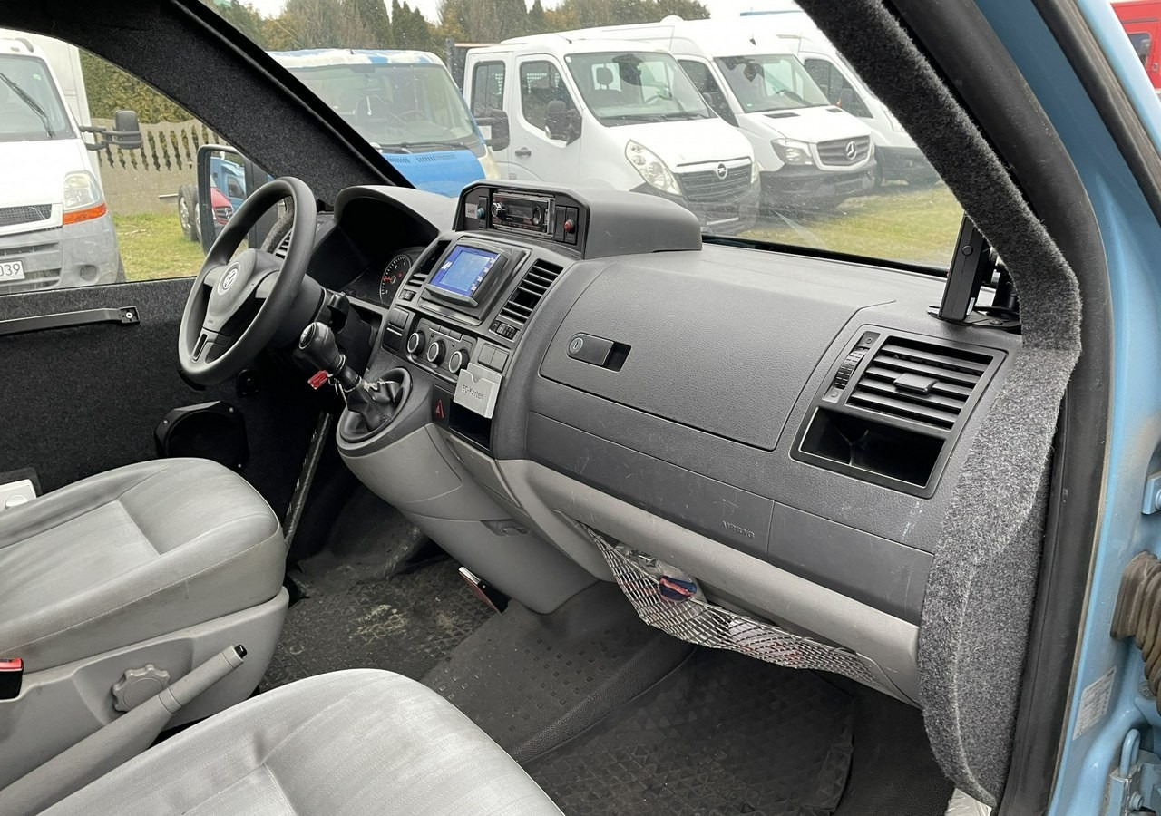Volkswagen Transporter T5 Transporter Bankowóz kuloodporny opancerzony Model 2015 - Колекторско возило: слика 3 Volkswagen Transporter T5 Transporter Bankowóz kuloodporny opancerzony Model 2015 - Колекторско возило: слика 3