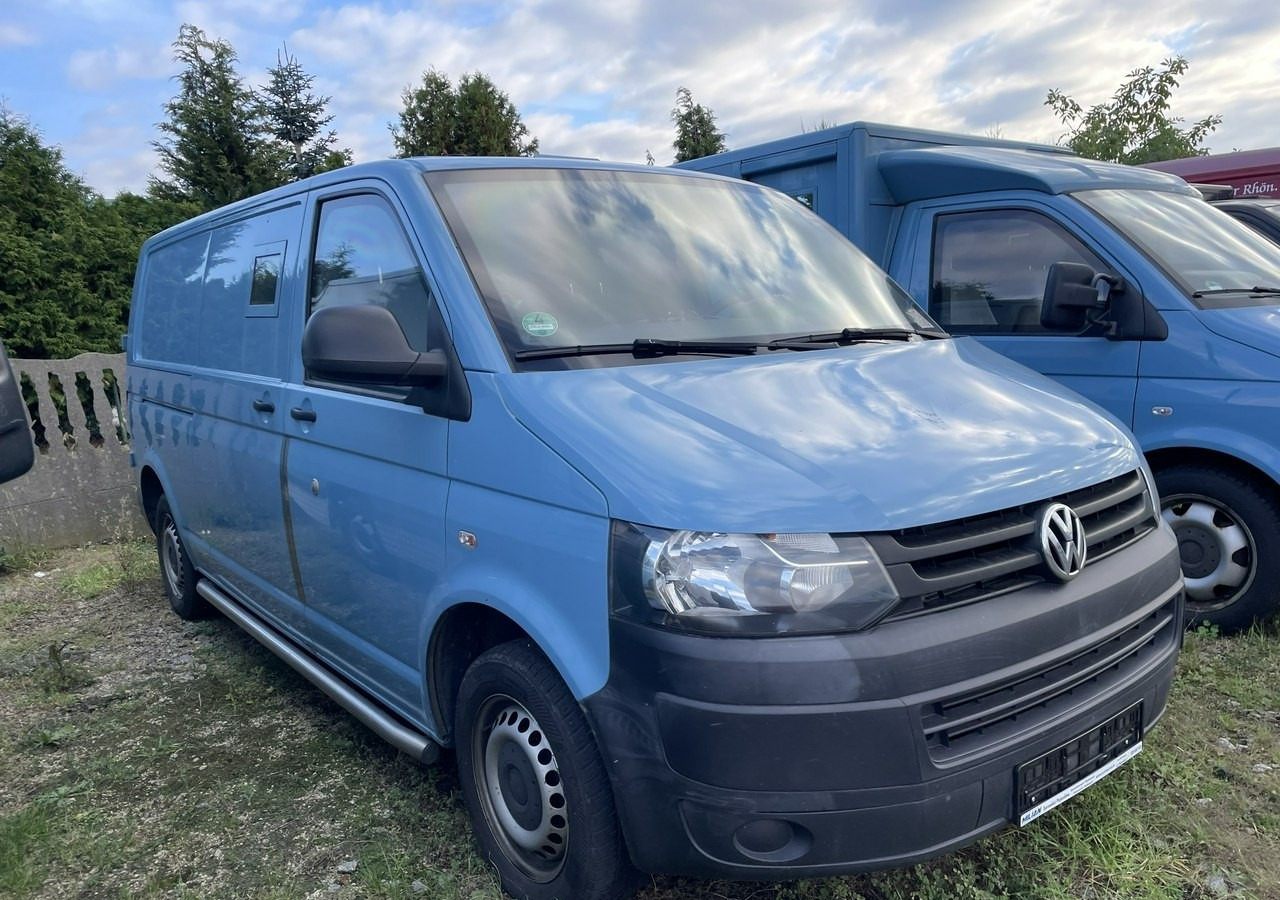 Volkswagen Transporter Trasporter T5 Bankowóz kuloodporny opancerzony 2015 - Колекторско возило: слика 2 Volkswagen Transporter Trasporter T5 Bankowóz kuloodporny opancerzony 2015 - Колекторско возило: слика 2