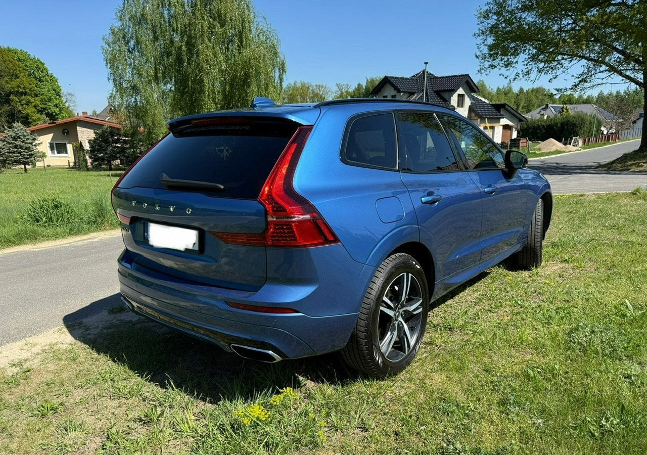 Volvo XC60 II XC60 R-design 2.0D5 235KM Automat Navi Kamery360 Panorama HAK Harman - SUV: слика 3 Volvo XC60 II XC60 R-design 2.0D5 235KM Automat Navi Kamery360 Panorama HAK Harman - SUV: слика 3