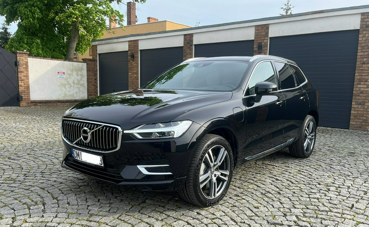 Volvo XC60 II XC60 Recharge Hybryda Plug-in 2.0T8 390KM Inscription Faktura Vat 23 - SUV: слика 1 Volvo XC60 II XC60 Recharge Hybryda Plug-in 2.0T8 390KM Inscription Faktura Vat 23 - SUV: слика 1