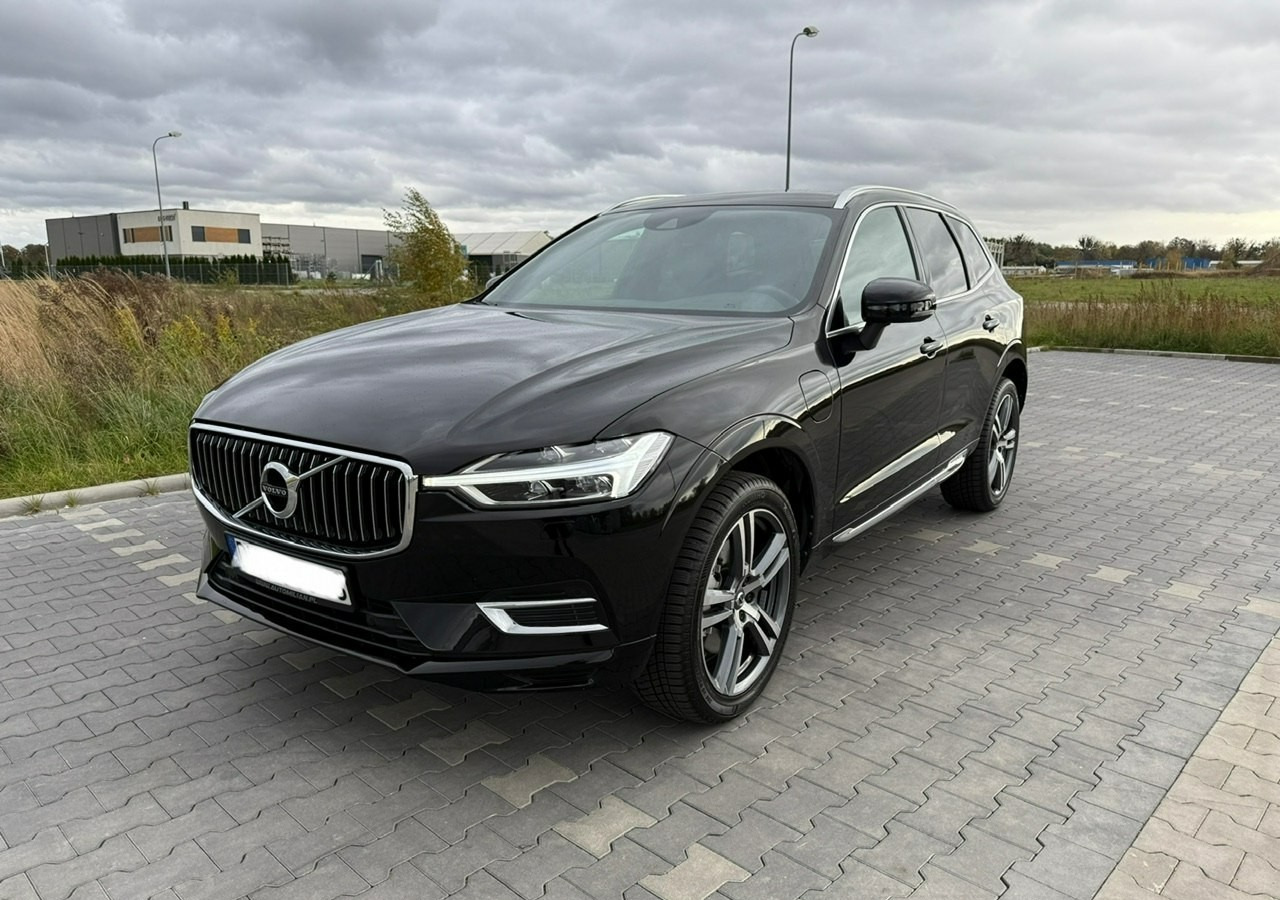 Volvo XC60 II XC60 Recharge Hybryda Plug-in 2.0T8 390KM Inscription Faktura Vat 23 - SUV: слика 2 Volvo XC60 II XC60 Recharge Hybryda Plug-in 2.0T8 390KM Inscription Faktura Vat 23 - SUV: слика 2