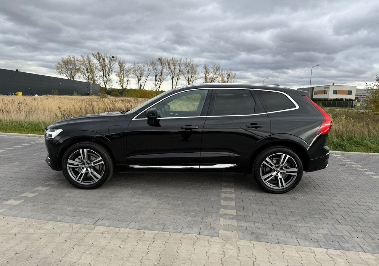 Volvo XC60 II XC60 Recharge Hybryda Plug-in 2.0T8 390KM Inscription Faktura Vat 23 - SUV: слика 3 Volvo XC60 II XC60 Recharge Hybryda Plug-in 2.0T8 390KM Inscription Faktura Vat 23 - SUV: слика 3
