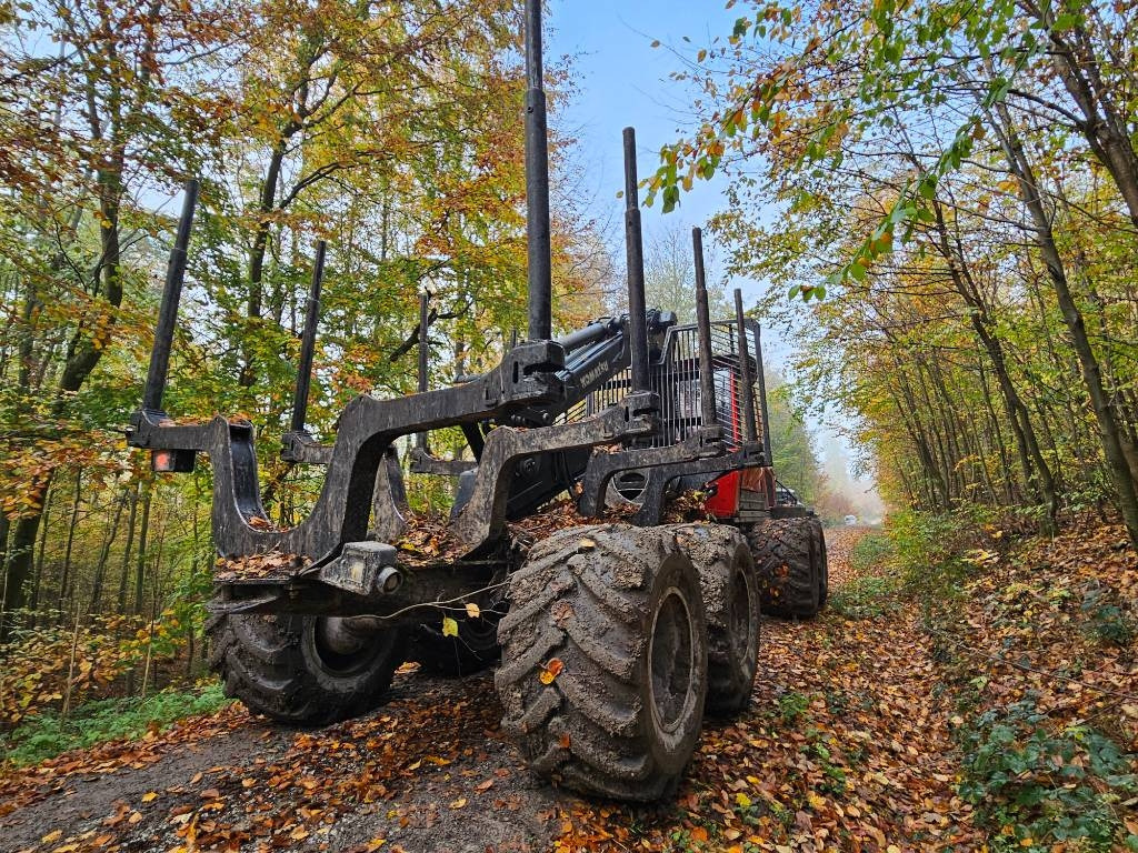 Komatsu 875 - Пренесувач на стебла: слика 5 Komatsu 875 - Пренесувач на стебла: слика 5