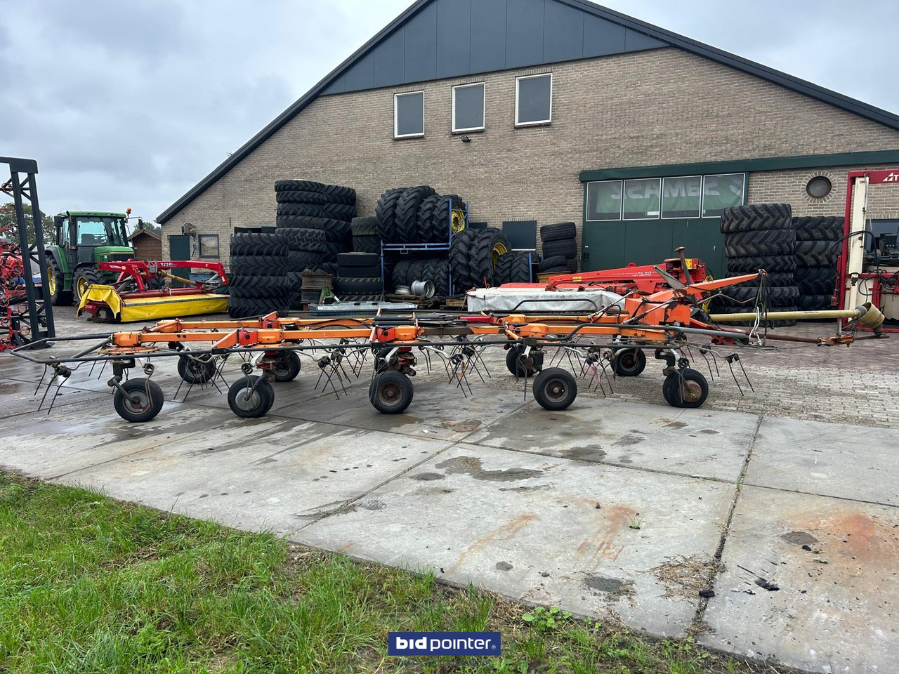 Fella TH1300 Hydro - Превртувач и гребло: слика 1 Fella TH1300 Hydro - Превртувач и гребло: слика 1