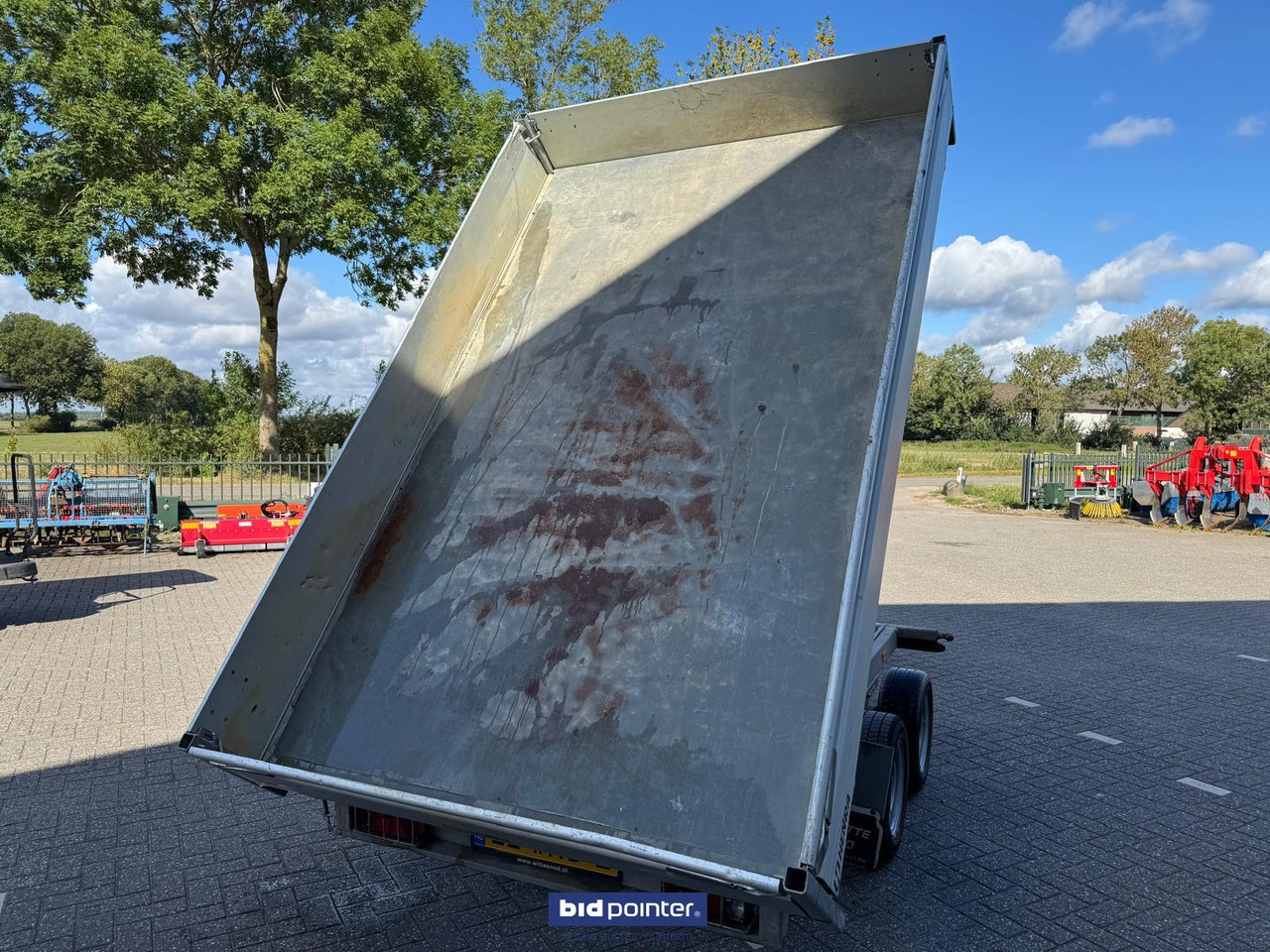 Henra KP27- 3318 3 zijdige kiep aanhangwagen aanhanger - Кипер приколка: слика 3 Henra KP27- 3318 3 zijdige kiep aanhangwagen aanhanger - Кипер приколка: слика 3