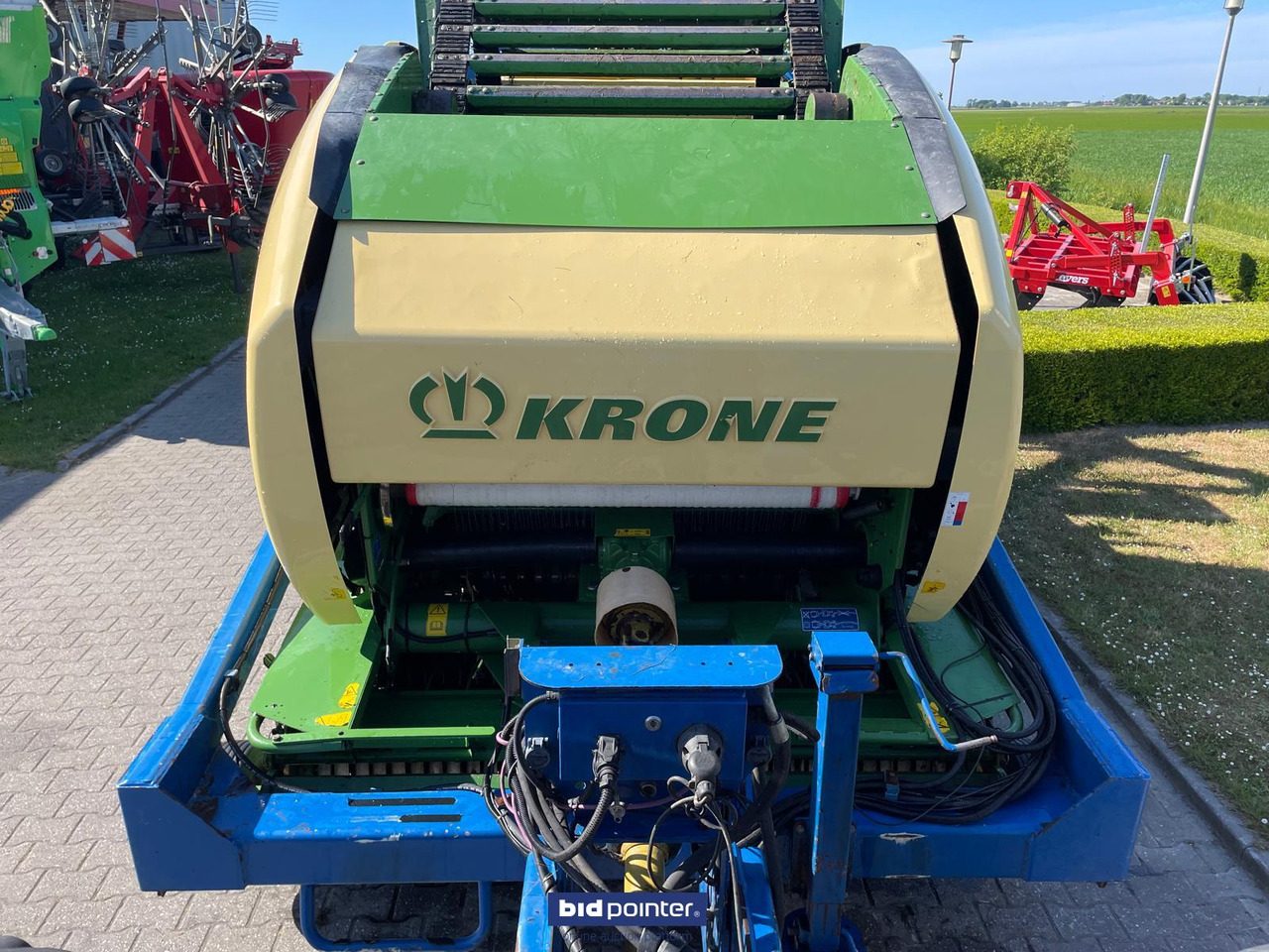 Krone Comprima F 155 XC - Балирка за тркалезни бали: слика 2 Krone Comprima F 155 XC - Балирка за тркалезни бали: слика 2