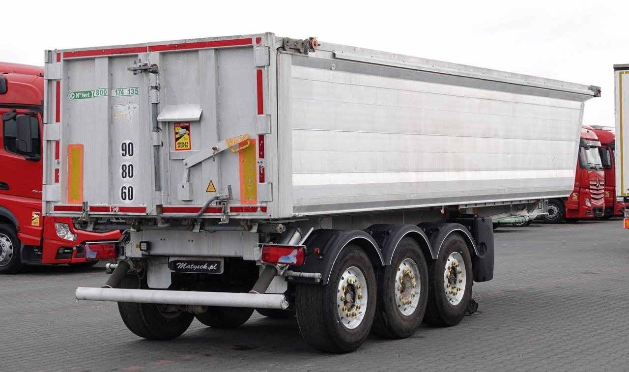 Benalu WYWROTKA / 25 m3 / ALUMINIOWA / OŚ PODNOSZONA / - Кипер полуприколка: слика 3 Benalu WYWROTKA / 25 m3 / ALUMINIOWA / OŚ PODNOSZONA / - Кипер полуприколка: слика 3
