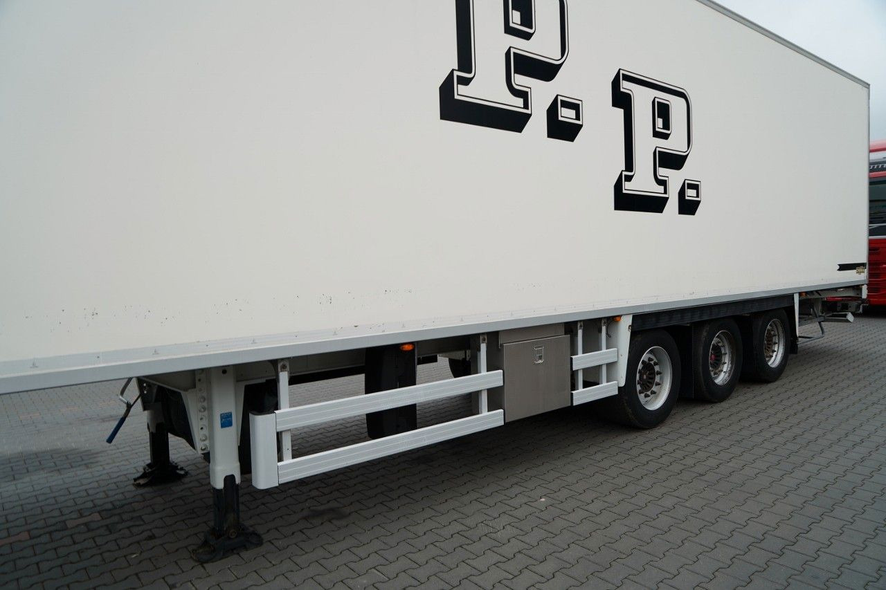 Лизинг на  Chereau CHŁODNIA / CARRIER VECTOR 1950MT  / DOPPELSTOCK Chereau CHŁODNIA / CARRIER VECTOR 1950MT  / DOPPELSTOCK: слика 6