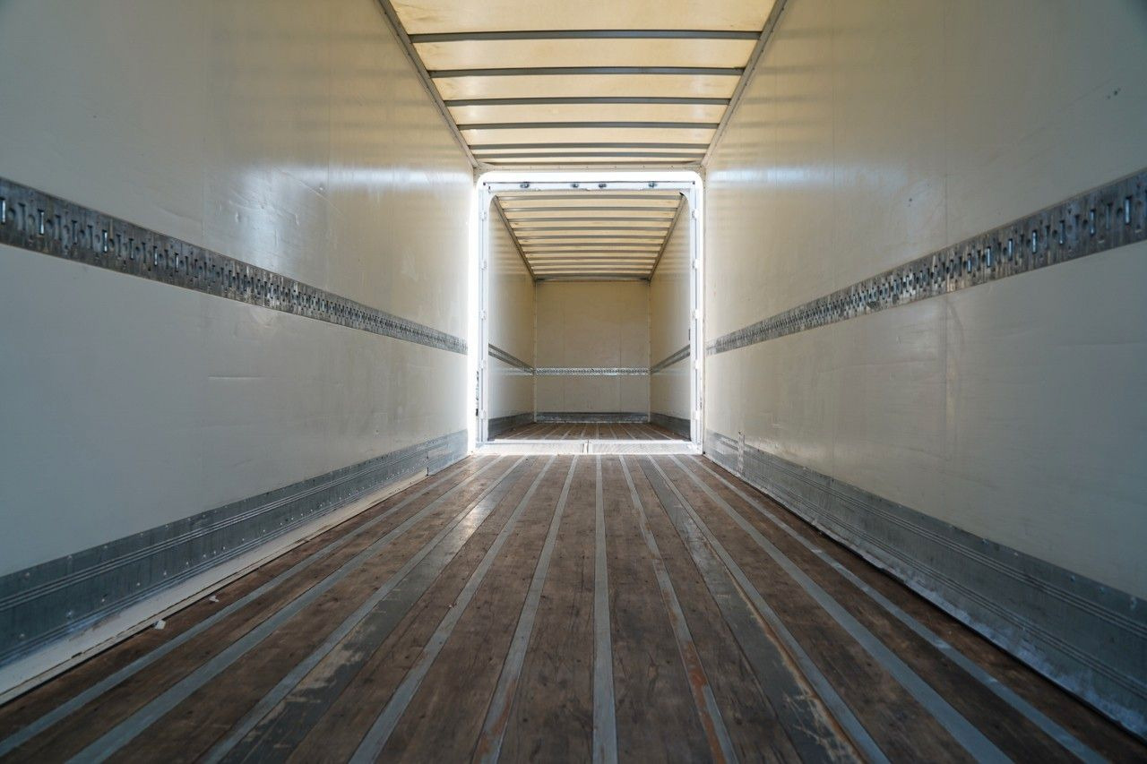 Камион сандучар DAF CF 450 / ZESTAW TANDEM / KONTENER / 120 M3 / PR: слика 18 Камион сандучар DAF CF 450 / ZESTAW TANDEM / KONTENER / 120 M3 / PR: слика 18