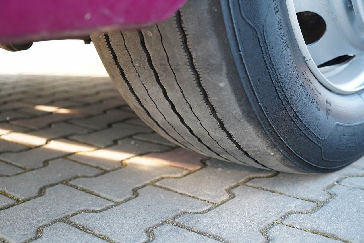 Камион сандучар DAF CF 450 / ZESTAW TANDEM / KONTENER / 120 M3 / PR: слика 25 Камион сандучар DAF CF 450 / ZESTAW TANDEM / KONTENER / 120 M3 / PR: слика 25