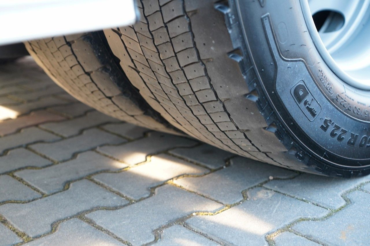 Камион сандучар DAF CF 450 / ZESTAW TANDEM / KONTENER / 120 M3 / PR: слика 27 Камион сандучар DAF CF 450 / ZESTAW TANDEM / KONTENER / 120 M3 / PR: слика 27