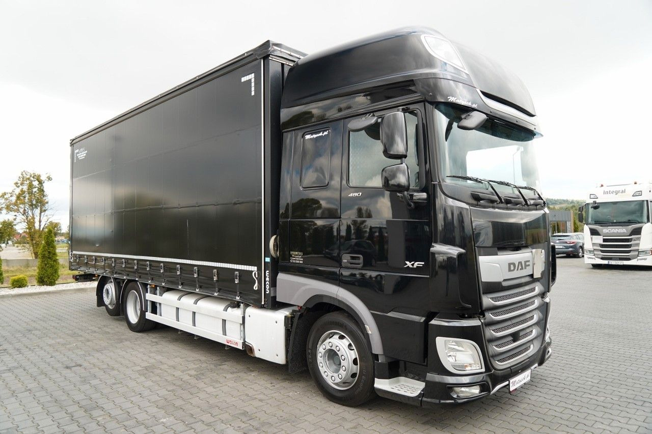 DAF XF 480 / SOLÓWKA / 6X2 / MEGA / OŚ PODNOSZONA / - Камион со церада: слика 2 DAF XF 480 / SOLÓWKA / 6X2 / MEGA / OŚ PODNOSZONA / - Камион со церада: слика 2