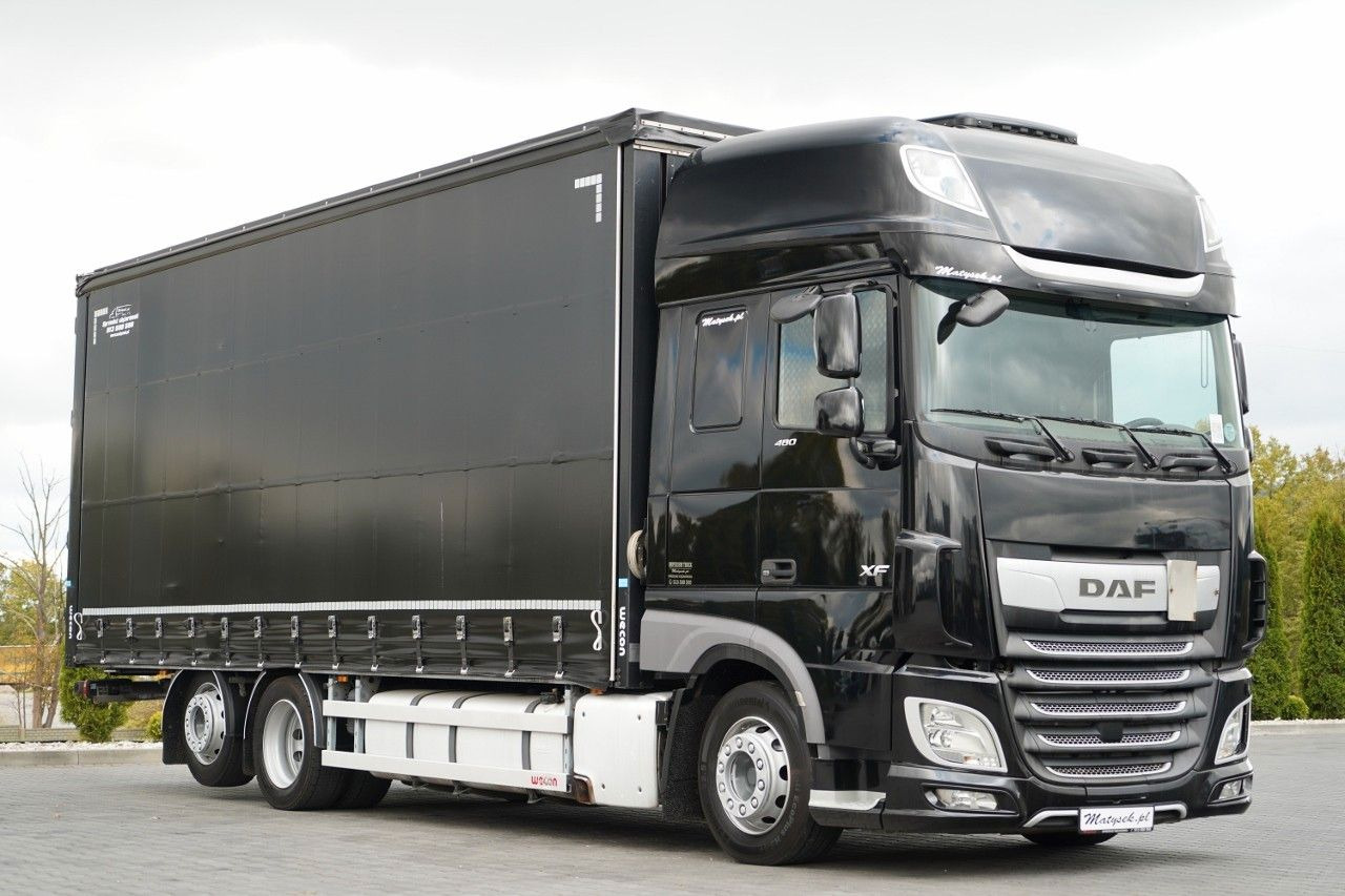 DAF XF 480 / SOLÓWKA / 6X2 / MEGA / OŚ PODNOSZONA / - Камион со церада: слика 1 DAF XF 480 / SOLÓWKA / 6X2 / MEGA / OŚ PODNOSZONA / - Камион со церада: слика 1