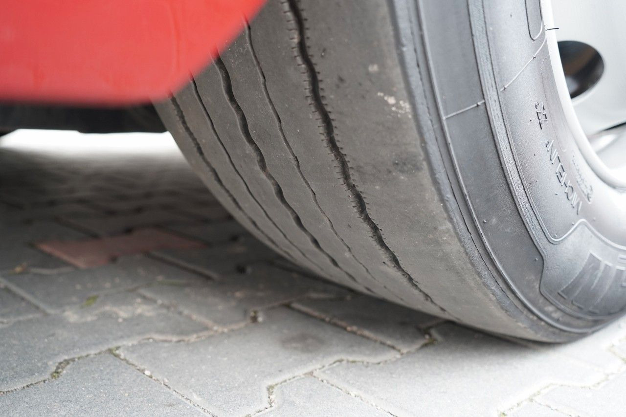 Камион со церада DAF XF 480 / ZESTAW TANDEM / 120 M3 / PRZEJAZDOWY /: слика 24