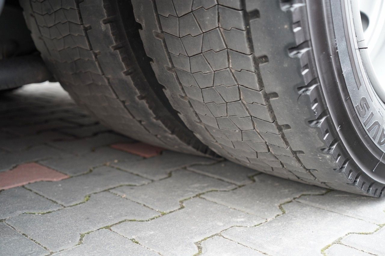 Камион со церада DAF XF 480 / ZESTAW TANDEM / 120 M3 / PRZEJAZDOWY /: слика 26