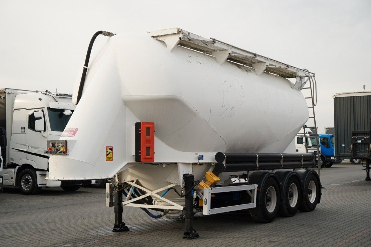 Feldbinder CEMENTONACZEPA / 3 KOMORY / 37 000 L / SILOS / - Полуприколка силос: слика 2 Feldbinder CEMENTONACZEPA / 3 KOMORY / 37 000 L / SILOS / - Полуприколка силос: слика 2