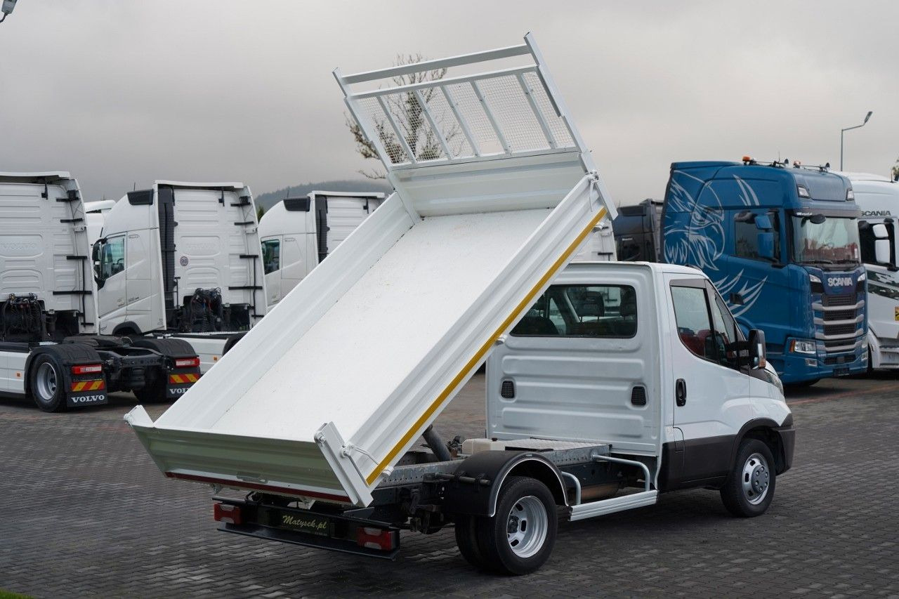 Iveco DAILY 35-130 / WYWROTKA TYLNOZSYPOWA / BLIŹNIAK - Комби кипер: слика 4 Iveco DAILY 35-130 / WYWROTKA TYLNOZSYPOWA / BLIŹNIAK - Комби кипер: слика 4