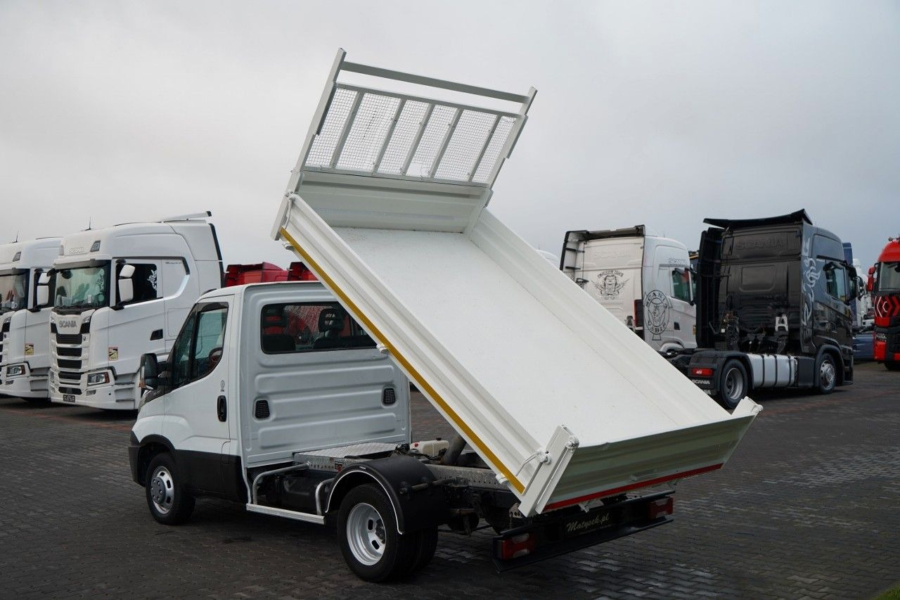 Iveco DAILY 35-130 / WYWROTKA TYLNOZSYPOWA / BLIŹNIAK - Комби кипер: слика 3 Iveco DAILY 35-130 / WYWROTKA TYLNOZSYPOWA / BLIŹNIAK - Комби кипер: слика 3