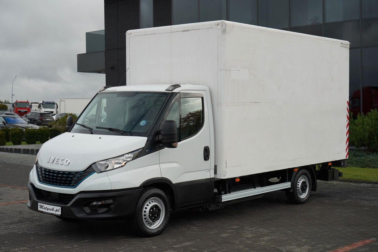 Iveco DAILY 35-NP / CNG / KONTENER / MANUAL / WINDA PA - Комбе ладилник: слика 4 Iveco DAILY 35-NP / CNG / KONTENER / MANUAL / WINDA PA - Комбе ладилник: слика 4