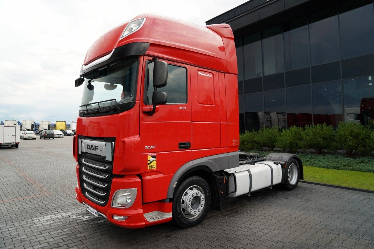 DAF XF 480 / LOW DECK / MEGA / 2021 / SSC / PO KONTR - Камион влекач: слика 5 DAF XF 480 / LOW DECK / MEGA / 2021 / SSC / PO KONTR - Камион влекач: слика 5