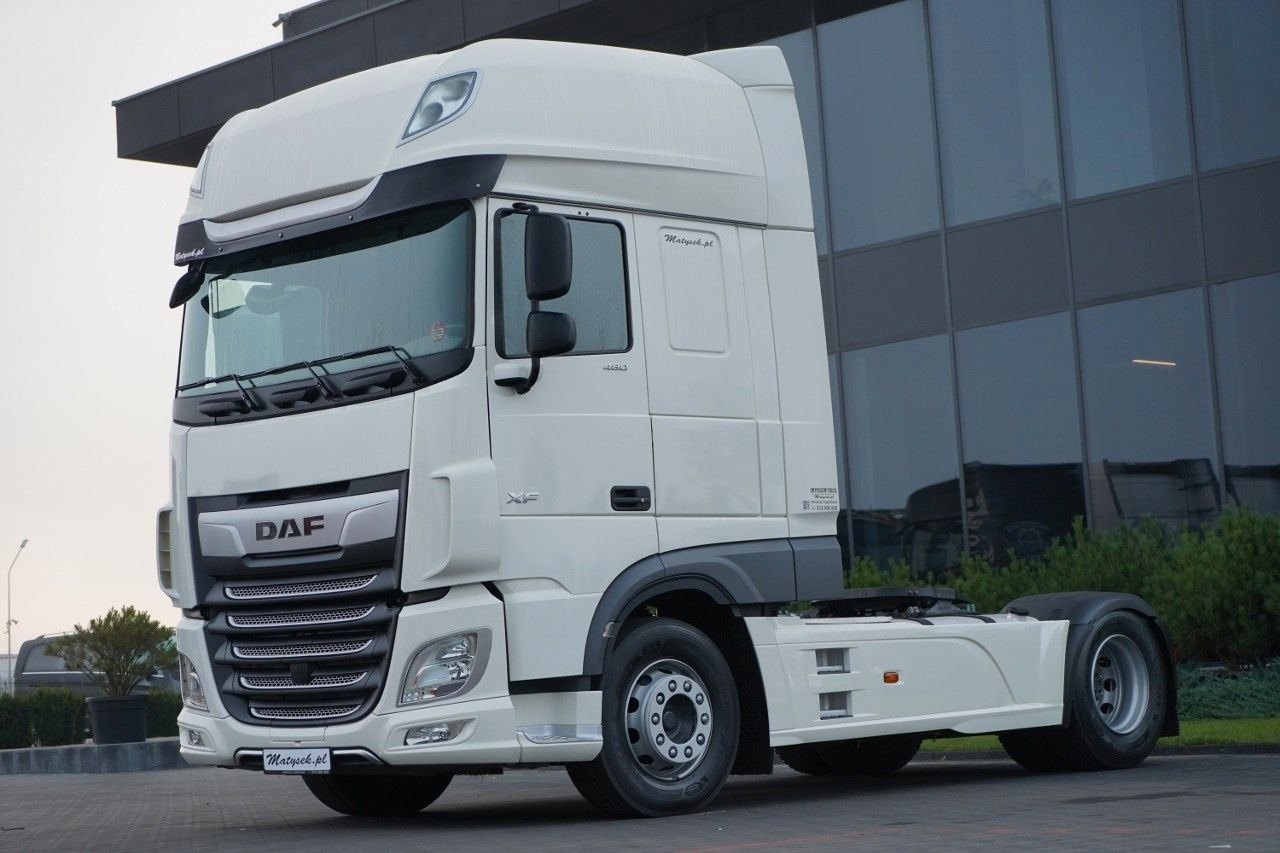 DAF XF 480 / SUPER SPACE CAB / OPONY 100% / 2021 ROK - Камион влекач: слика 2 DAF XF 480 / SUPER SPACE CAB / OPONY 100% / 2021 ROK - Камион влекач: слика 2