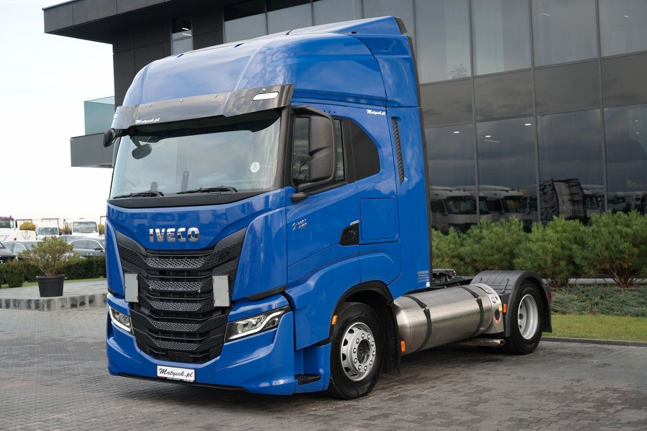 Iveco S-WAY / 460 / RETARDER / LNG / - Камион влекач: слика 2 Iveco S-WAY / 460 / RETARDER / LNG / - Камион влекач: слика 2