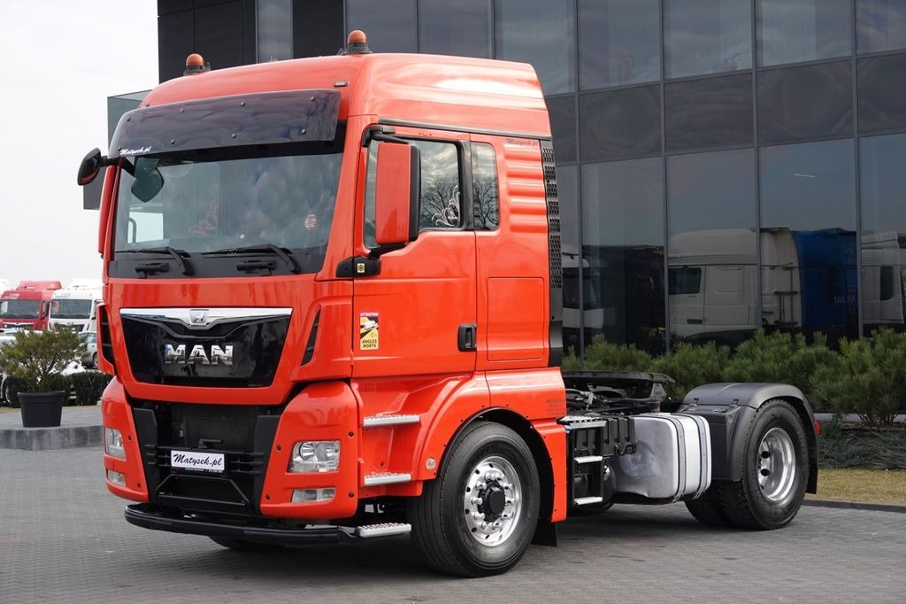 MAN TGX 18.440 / 4x4 / HYDRAULIKA / HYDRODRIVE / EUR MAN TGX 18.440 / 4x4 / HYDRAULIKA / HYDRODRIVE / EUR - Камион влекач: слика 2 MAN TGX 18.440 / 4x4 / HYDRAULIKA / HYDRODRIVE / EUR MAN TGX 18.440 / 4x4 / HYDRAULIKA / HYDRODRIVE / EUR - Камион влекач: слика 2