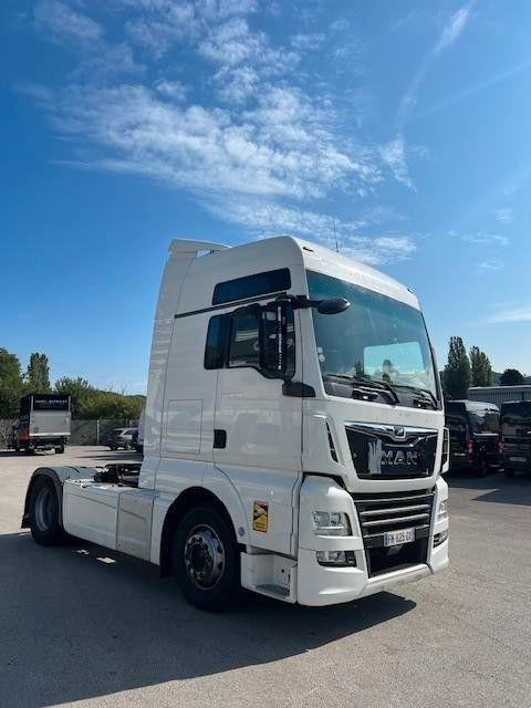 MAN TGX 18.510 / RETARDER / XXL / NAVI / SPROWADZONY - Камион влекач: слика 2 MAN TGX 18.510 / RETARDER / XXL / NAVI / SPROWADZONY - Камион влекач: слика 2